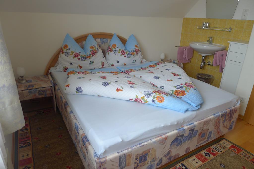 Ferienwohnung Kusternik Velden am Wörthersee Pokój zdjęcie